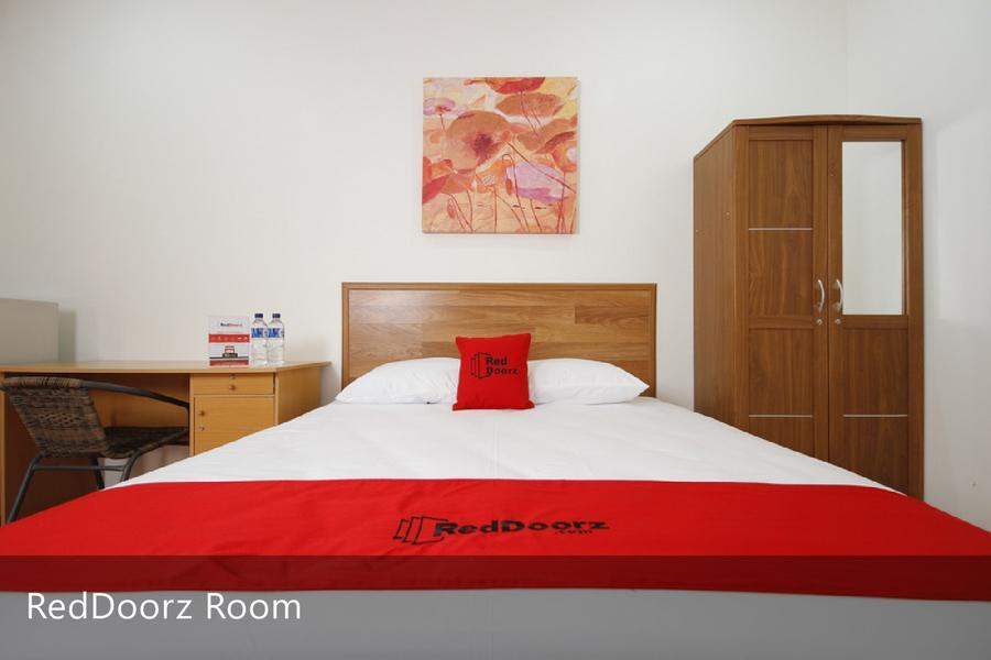 Reddoorz Plus Near Plaza Indonesia Jakarta Exterior foto