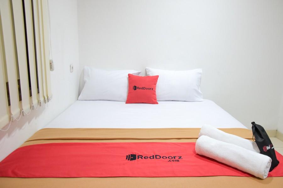 Reddoorz Plus Near Plaza Indonesia Jakarta Exterior foto