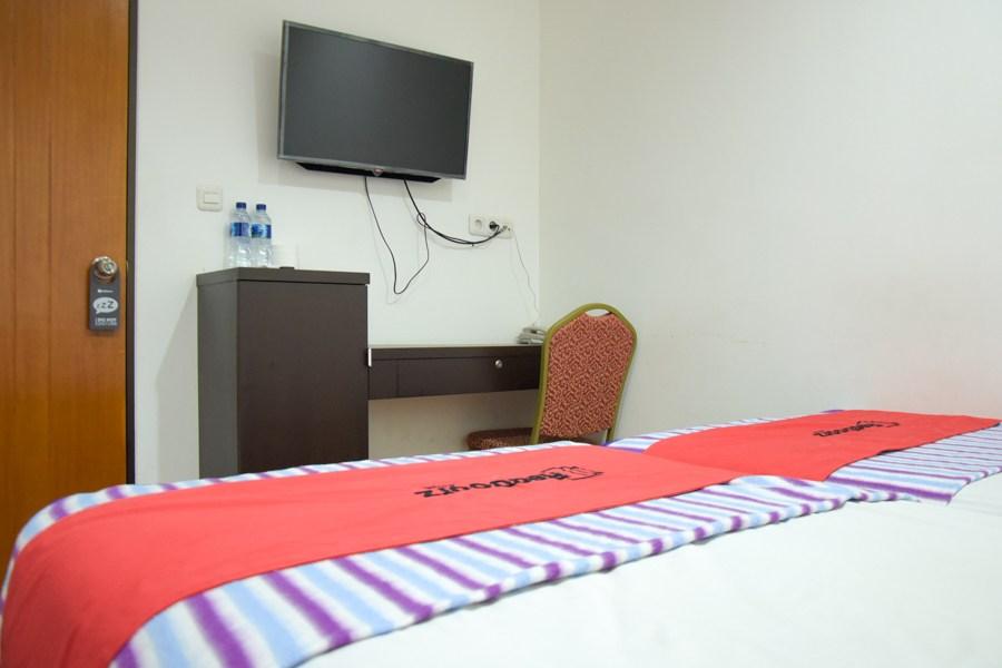 Reddoorz Plus Near Plaza Indonesia Jakarta Exterior foto