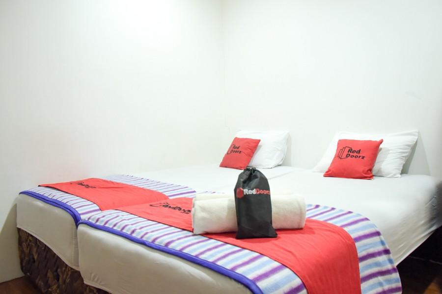 Reddoorz Plus Near Plaza Indonesia Jakarta Exterior foto