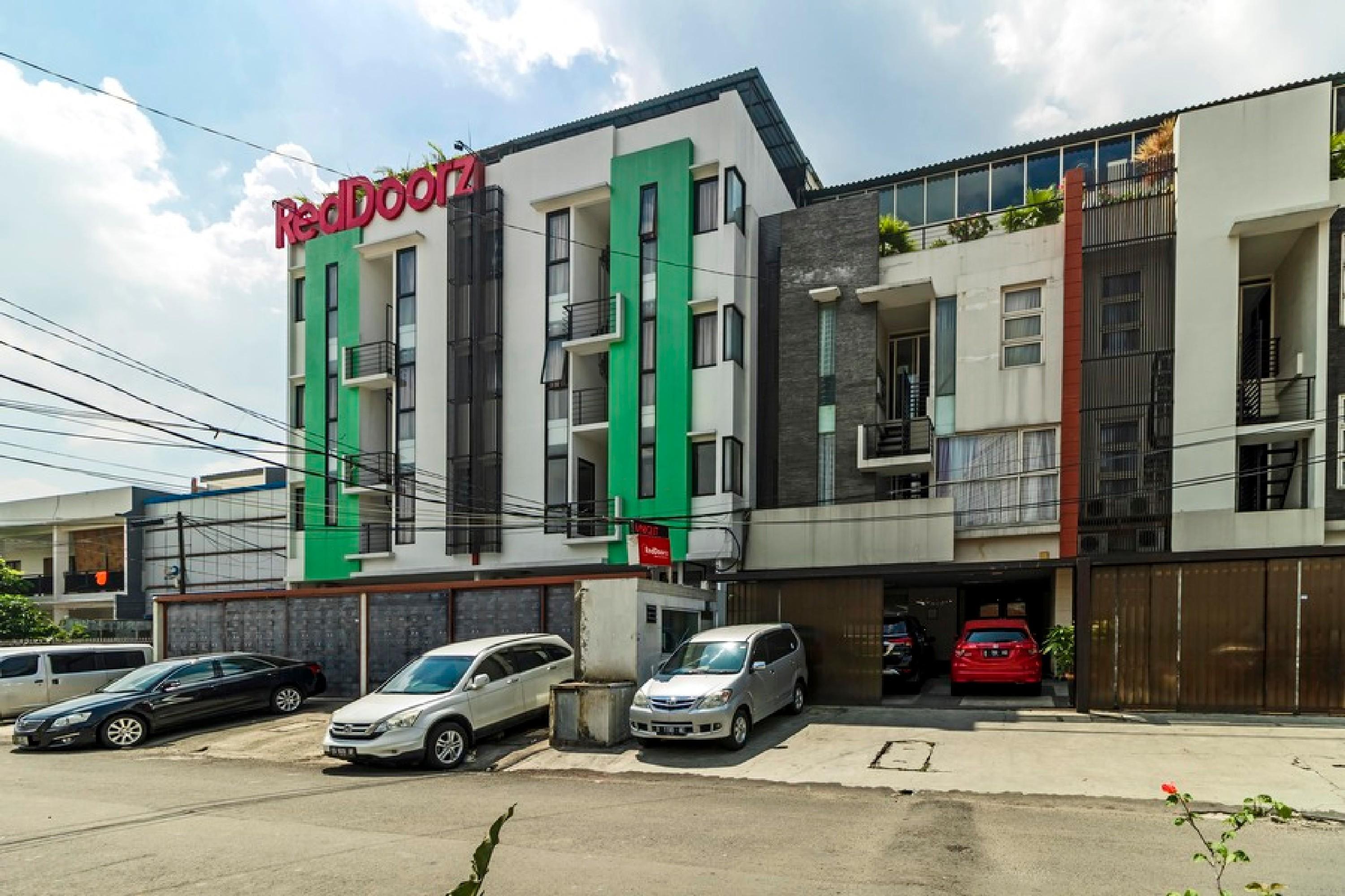 Reddoorz Plus Near Plaza Indonesia Jakarta Exterior foto